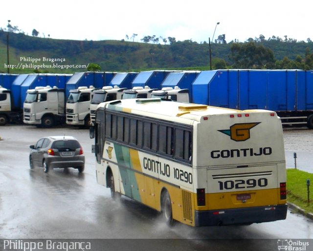 Empresa Gontijo de Transportes 10290 na cidade de João Monlevade, Minas Gerais, Brasil, por Philippe Almeida. Número da foto: #881580.