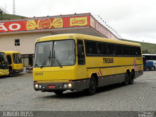 Viação Itapemirim 30193 na cidade de Manhuaçu, Minas Gerais, Brasil, por JUNIOR JUNIOR. ID da foto: 880030.