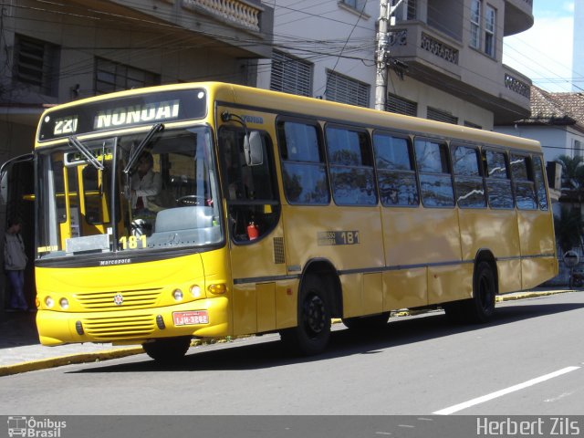 Expresso Medianeira 181 na cidade de Santa Maria, Rio Grande do Sul, Brasil, por Herbert Zils. Número da foto: #826569.