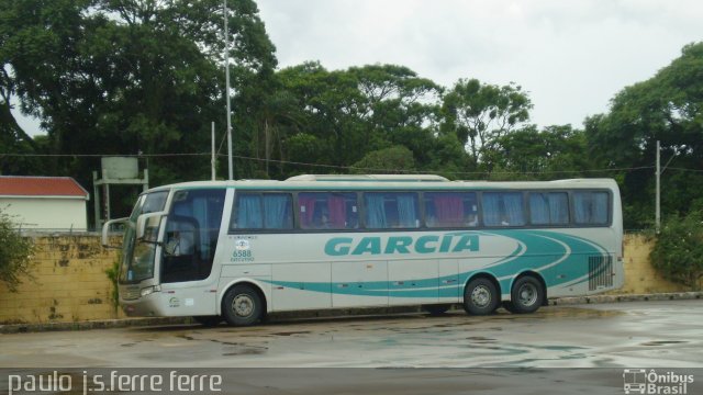 Viação Garcia 6588 na cidade de Maringá, Paraná, Brasil, por Paulo J. S. Ferre. Número da foto: #831905.