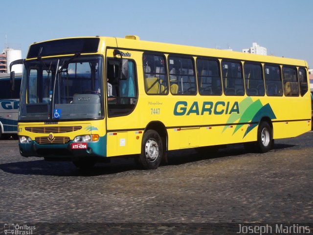 Viação Garcia 7447 na cidade de Londrina, Paraná, Brasil, por Joseph Martins. Número da foto: #832008.