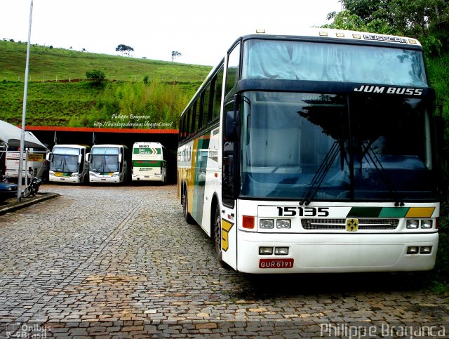 Empresa Gontijo de Transportes 15135 na cidade de João Monlevade, Minas Gerais, Brasil, por Philippe Almeida. Número da foto: #831770.