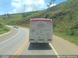 Ônibus Particulares  na cidade de Iapu, Minas Gerais, Brasil, por William Gimenes. Número da foto: #832939.