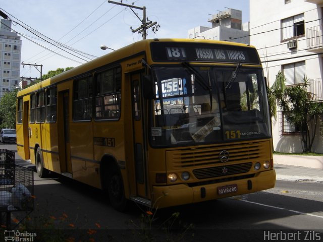 Expresso Medianeira 151 na cidade de Santa Maria, Rio Grande do Sul, Brasil, por Herbert Zils. ID da foto: 833801.