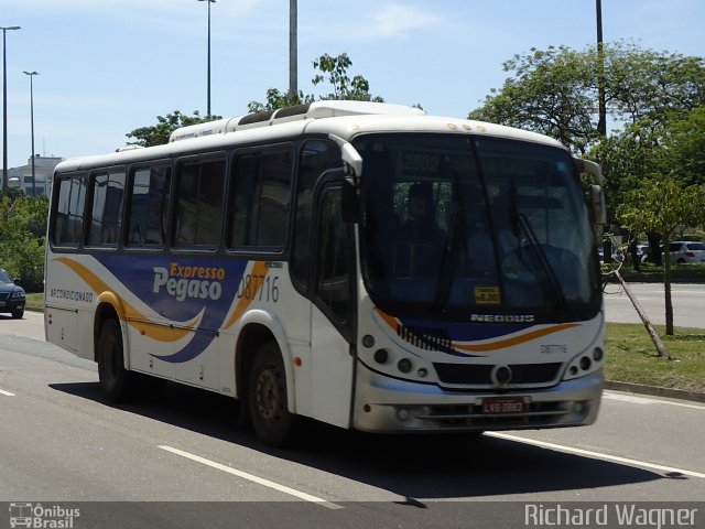 Expresso Pégaso D87716 na cidade de Rio de Janeiro, Rio de Janeiro, Brasil, por Richard Wagner. ID da foto: 836349.