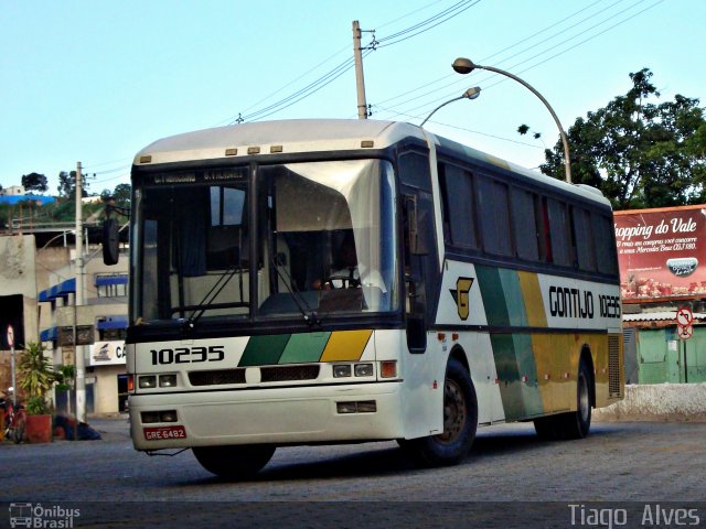 Empresa Gontijo de Transportes 10235 na cidade de Coronel Fabriciano, Minas Gerais, Brasil, por Tiago  Alves. ID da foto: 836598.