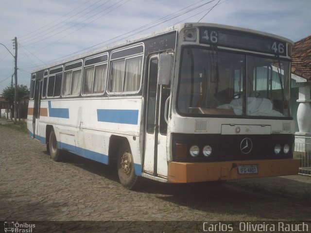 Ônibus Particulares 46 na cidade de Viamão, Rio Grande do Sul, Brasil, por Carlos  Oliveira Rauch. ID da foto: 836870.