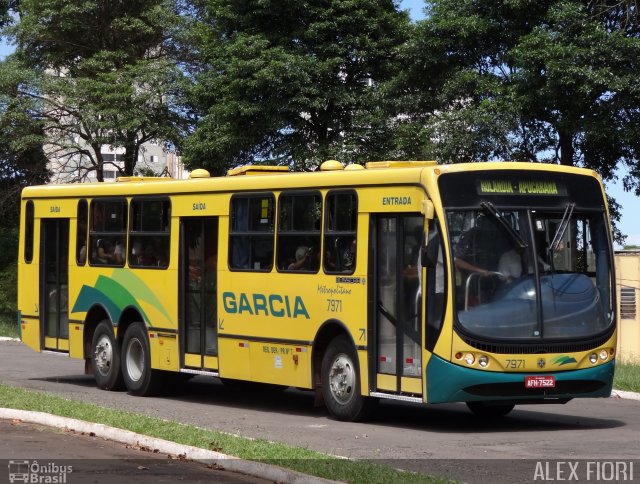 Viação Garcia 7971 na cidade de Arapongas, Paraná, Brasil, por Alex Fiori. Número da foto: #884714.