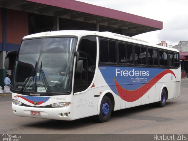 Expresso Frederes > Frederes Turismo 161 na cidade de Porto Alegre, Rio Grande do Sul, Brasil, por Herbert Zils. Número da foto: #907262.