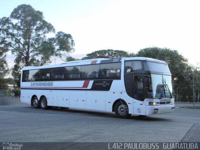 Auto Viação Catarinense 2137 na cidade de Curitiba, Paraná, Brasil, por Paulobuss  Guaratuba. ID da foto: 906736.