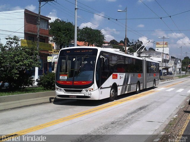 Metra - Sistema Metropolitano de Transporte 8150 na cidade de Santo André, São Paulo, Brasil, por Daniel Nascimento  Trindade. Número da foto: #909034.