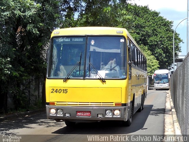 Viação Itapemirim 24015 na cidade de Osasco, São Paulo, Brasil, por William Patrick Galvão Nascimento. Número da foto: #910851.