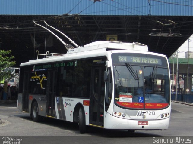 Metra - Sistema Metropolitano de Transporte 7213 na cidade de Santo André, São Paulo, Brasil, por Sandro Alves. Número da foto: #912451.