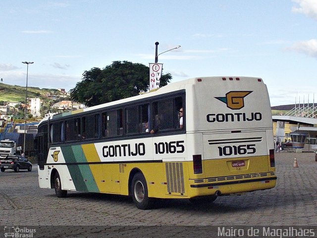 Empresa Gontijo de Transportes 10165 na cidade de João Monlevade, Minas Gerais, Brasil, por Mairo de Magalhães. ID da foto: 919943.