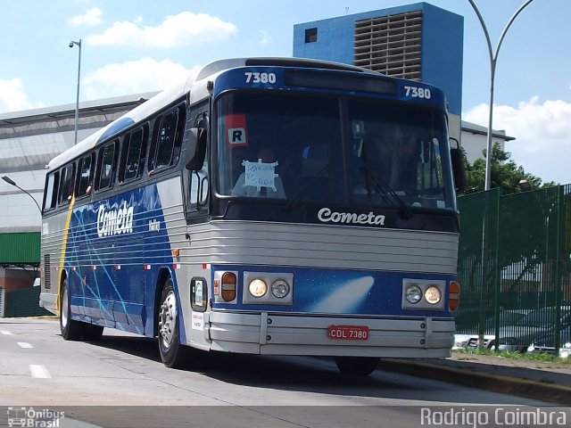 Viação Cometa 7380 na cidade de São Paulo, São Paulo, Brasil, por Rodrigo Coimbra. ID da foto: 919189.