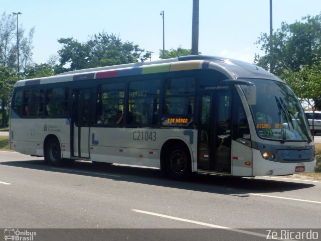 Translitorânea Turística C21043 na cidade de Rio de Janeiro, Rio de Janeiro, Brasil, por Zé Ricardo Reis. Número da foto: #919030.