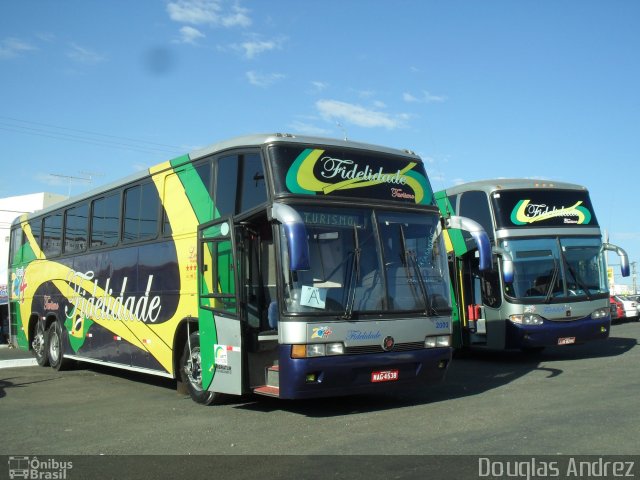 Fidelidade Turismo 2003 na cidade de Trindade, Goiás, Brasil, por Douglas Andrez. Número da foto: #886021.