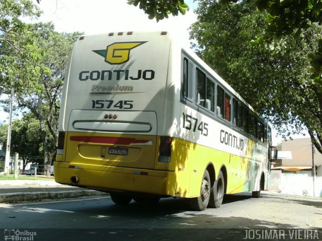 Empresa Gontijo de Transportes 15745 na cidade de Curvelo, Minas Gerais, Brasil, por Josimar Vieira. ID da foto: 923101.