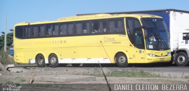Viação Itapemirim 8027 na cidade de Jaboatão dos Guararapes, Pernambuco, Brasil, por Daniel Cleiton  Bezerra. Número da foto: #924101.