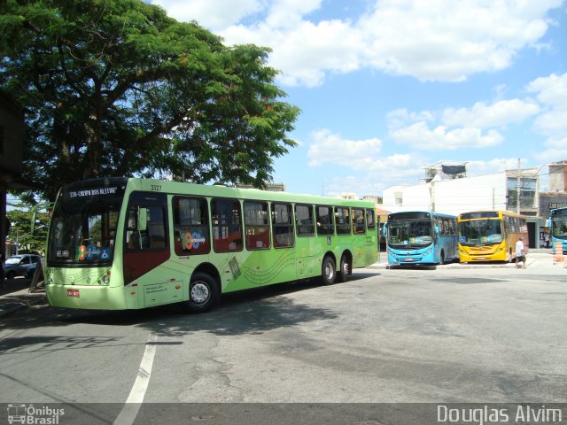 Expresso Maringá São José dos Campos 3127 na cidade de São José dos Campos, São Paulo, Brasil, por Douglas Alvim. Número da foto: #925111.