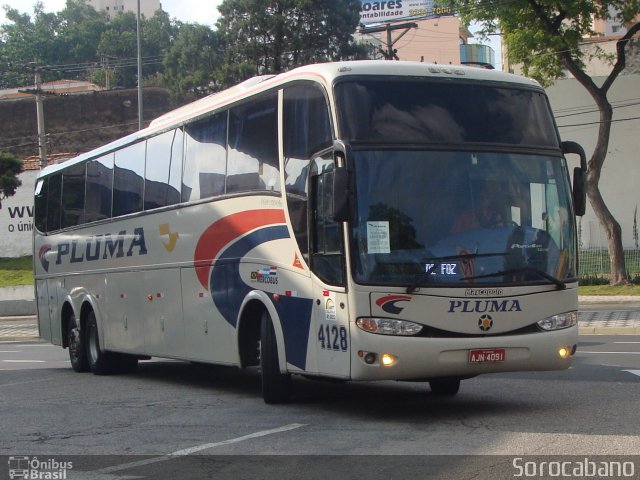 Pluma Conforto e Turismo 4128 na cidade de Sorocaba, São Paulo, Brasil, por Elias  Junior. ID da foto: 929594.