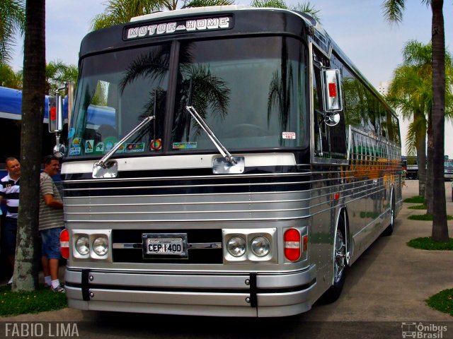 Motorhomes 1400 na cidade de São Paulo, São Paulo, Brasil, por Fabio Lima. ID da foto: 929638.