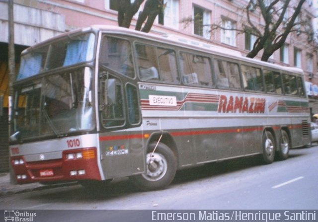 RTT - Ramazini Transportadora Turística 1010 na cidade de Belo Horizonte, Minas Gerais, Brasil, por Emerson Matias de Oliveira Santos. ID da foto: 932107.