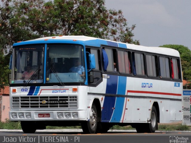 Editur 82 na cidade de Teresina, Piauí, Brasil, por João Victor. Número da foto: #933908.