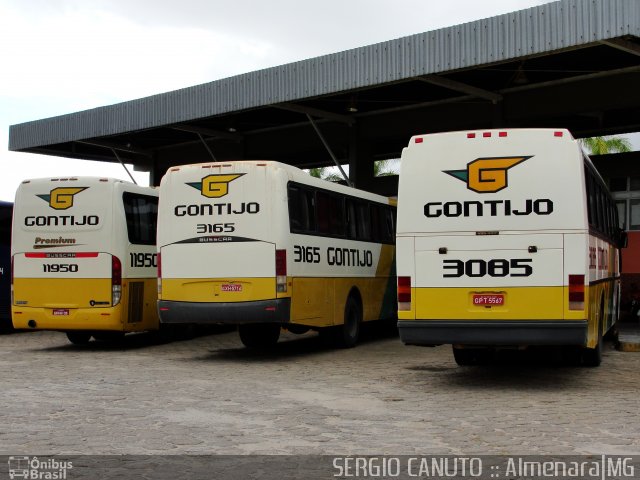 Empresa Gontijo de Transportes 3085 na cidade de Almenara, Minas Gerais, Brasil, por Sérgio Augusto Braga Canuto. ID da foto: 940331.