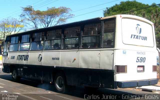 Itatur 590 na cidade de Goiânia, Goiás, Brasil, por Carlos Júnior. ID da foto: 943257.