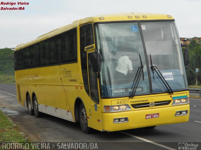 Viação Itapemirim 44001 na cidade de Salvador, Bahia, Brasil, por Rodrigo Vieira. ID da foto: 945736.