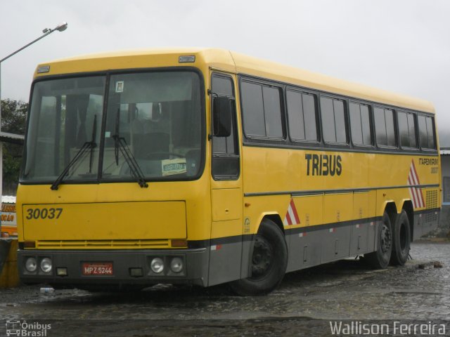 Viação Itapemirim 30037 na cidade de Barreiras, Bahia, Brasil, por Wallison Ferreira. Número da foto: #944730.