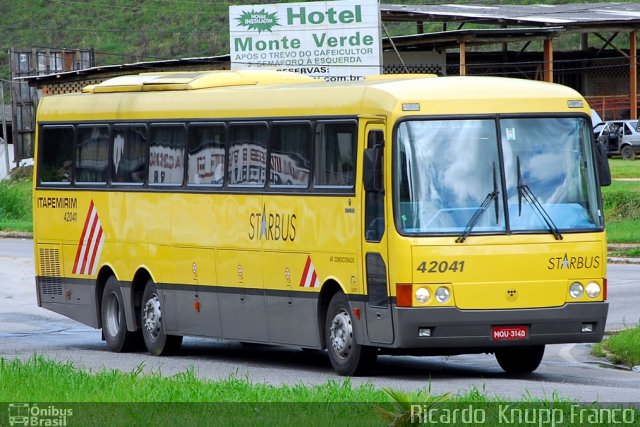 Viação Itapemirim 42041 na cidade de Manhuaçu, Minas Gerais, Brasil, por Ricardo  Knupp Franco. Número da foto: #944366.
