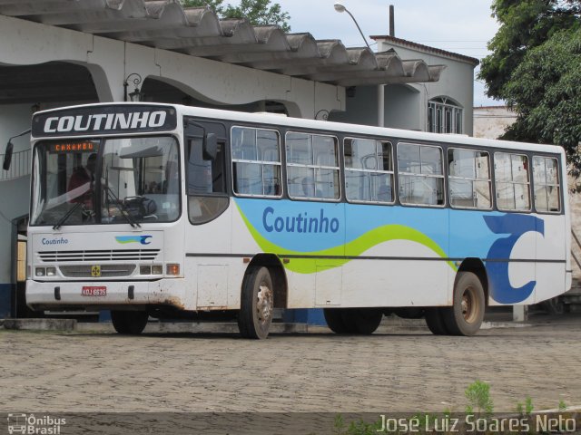 Empresa de Transportes Coutinho 6100 na cidade de Cruzília, Minas Gerais, Brasil, por José Luiz Soares Neto. Número da foto: #891895.