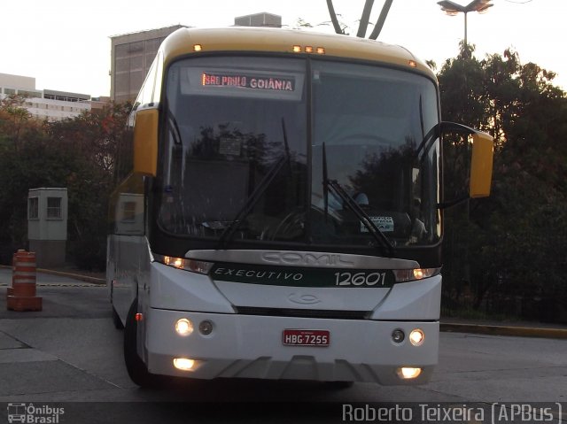 Nacional Expresso 12601 na cidade de São Paulo, São Paulo, Brasil, por Roberto Teixeira. Número da foto: #893663.