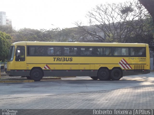 Viação Itapemirim 24021 na cidade de São Paulo, São Paulo, Brasil, por Roberto Teixeira. ID da foto: 901482.