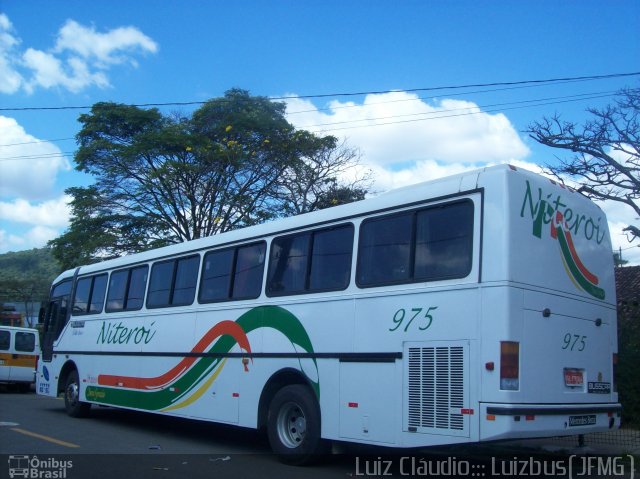 Viação Niterói 975 na cidade de Juiz de Fora, Minas Gerais, Brasil, por Luiz Krolman. Número da foto: #946686.