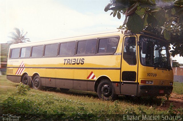 Viação Itapemirim 10709 na cidade de Marataízes, Espírito Santo, Brasil, por Eliziar Maciel Soares. ID da foto: 947494.