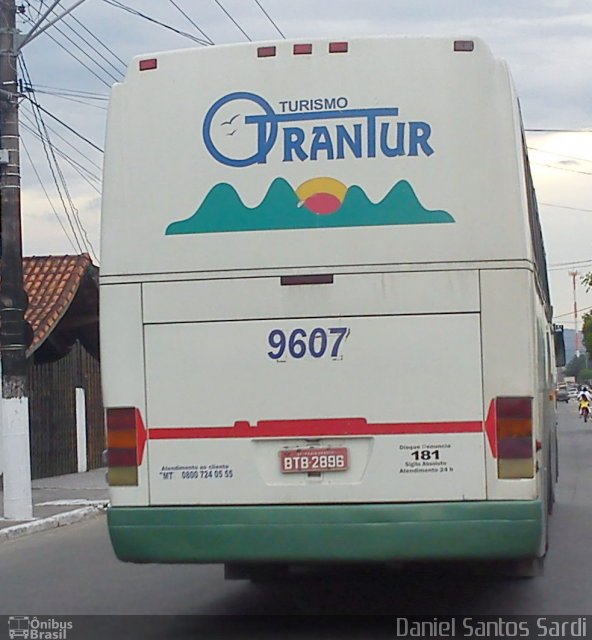 Otrantur Transporte e Turismo 9607 na cidade de Praia Grande, São Paulo, Brasil, por Daniel Santos Sardi. ID da foto: 964844.