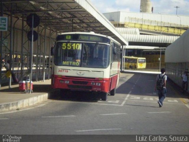 Expresso Luziense > Territorial Com. Part. e Empreendimentos 30719 na cidade de Belo Horizonte, Minas Gerais, Brasil, por Luiz Carlos Souza. ID da foto: 964507.