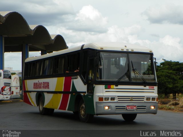 Irmãos Silva 13300 na cidade de Montes Claros, Minas Gerais, Brasil, por Lucas  Mendes. Número da foto: #966103.