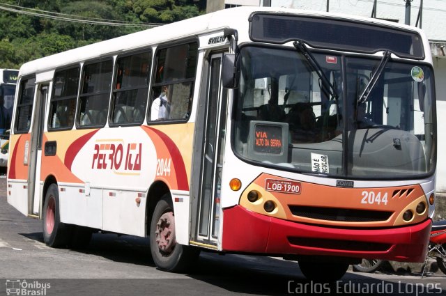 Petro Ita Transportes Coletivos de Passageiros 2044 na cidade de Petrópolis, Rio de Janeiro, Brasil, por Carlos Eduardo Lopes. Número da foto: #967881.