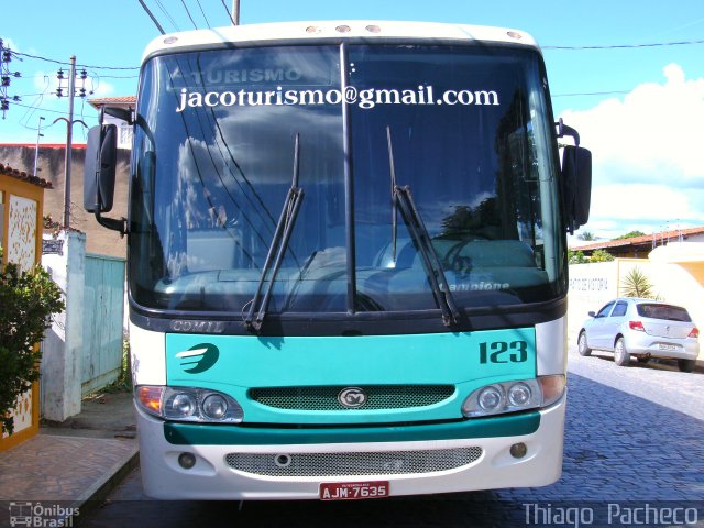 Jacó Tur 123 na cidade de Januária, Minas Gerais, Brasil, por Thiago  Pacheco. Número da foto: #966221.