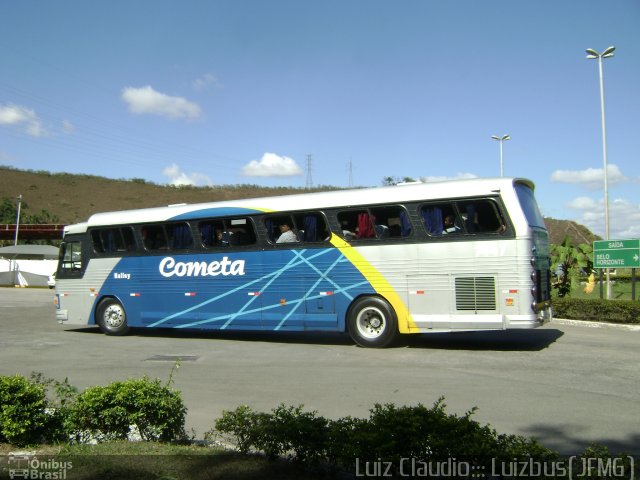 Viação Cometa 7447 na cidade de Juiz de Fora, Minas Gerais, Brasil, por Luiz Krolman. ID da foto: 972437.