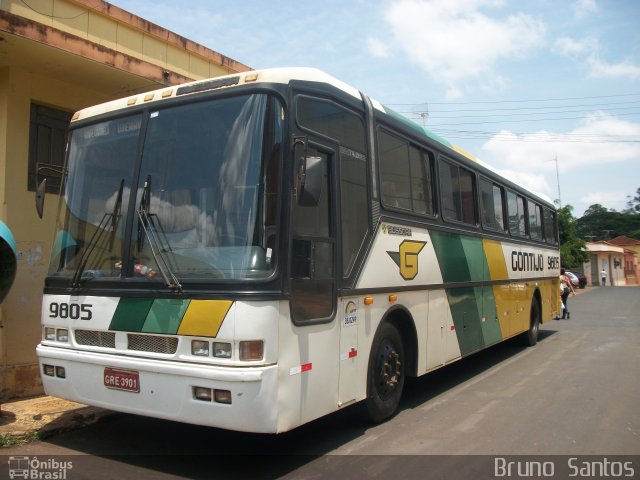 Empresa Gontijo de Transportes 9805 na cidade de Monte Carmelo, Minas Gerais, Brasil, por Bruno Santos. ID da foto: 971940.