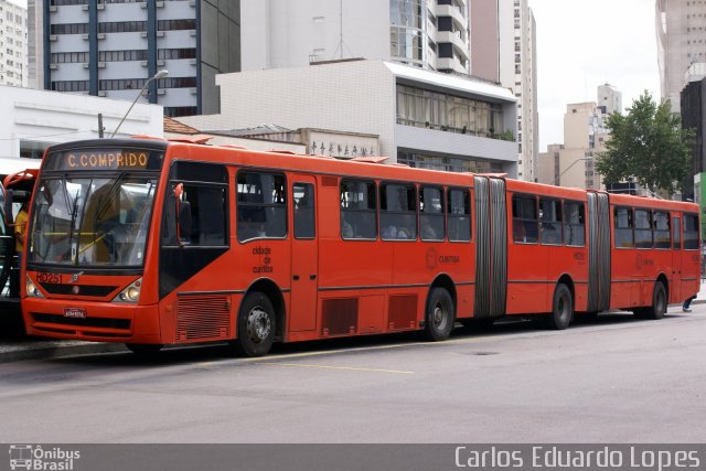 Auto Viação Redentor HD251 na cidade de Curitiba, Paraná, Brasil, por Carlos Eduardo Lopes. ID da foto: 973791.