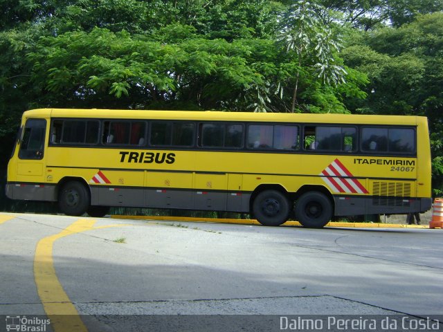 Viação Itapemirim 24067 na cidade de São Paulo, São Paulo, Brasil, por Dalmo Pereira da Costa. ID da foto: 976116.