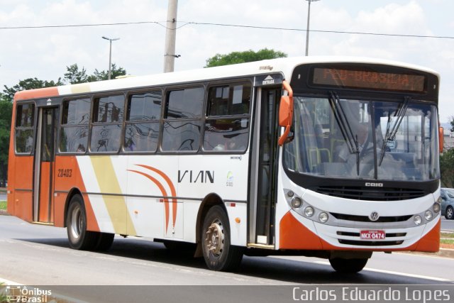 VIAN - Viação Anapolina 28403 na cidade de Brasília, Distrito Federal, Brasil, por Carlos Eduardo Lopes. Número da foto: #977866.