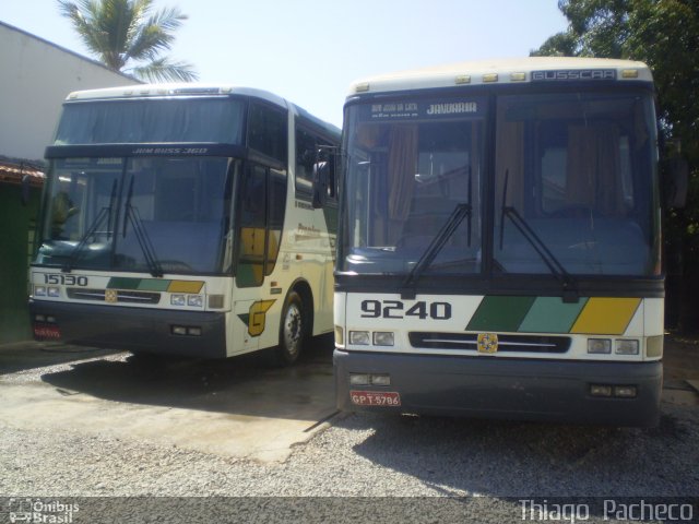 Empresa Gontijo de Transportes Carros 15130 e 9240 na cidade de Januária, Minas Gerais, Brasil, por Thiago  Pacheco. ID da foto: 982954.