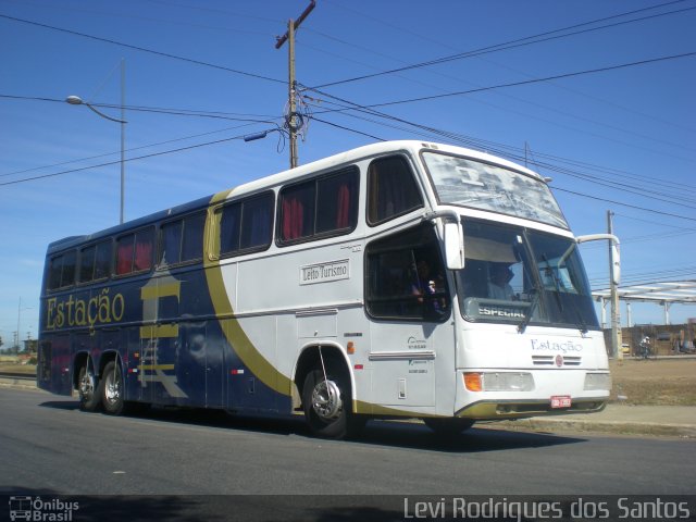 Estação Tour 1393 na cidade de Vitória da Conquista, Bahia, Brasil, por Levi Rodrigues dos Santos. ID da foto: 984706.